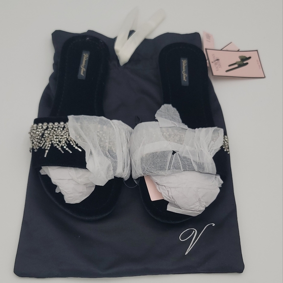 Victoria secret rhinestone slipper slides *black and silver size L (9/10) US - Picture 2 of 4